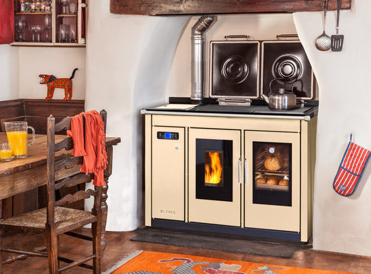 Traditional Smart 120 in cream hob covers open