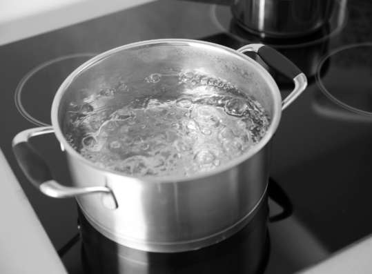 Boiling pan of water