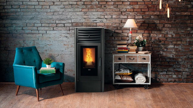 Klover wood pellet boilers and stoves give you cosy automated heating for your home, and most qualify for the £5000 Boiler Upgrade Scheme grant